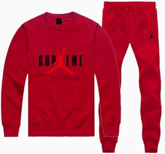 Les ensembles survêtement Jordan combinent performance et style avec brio. Leur design emblématique.pas cher. Le moins cher.