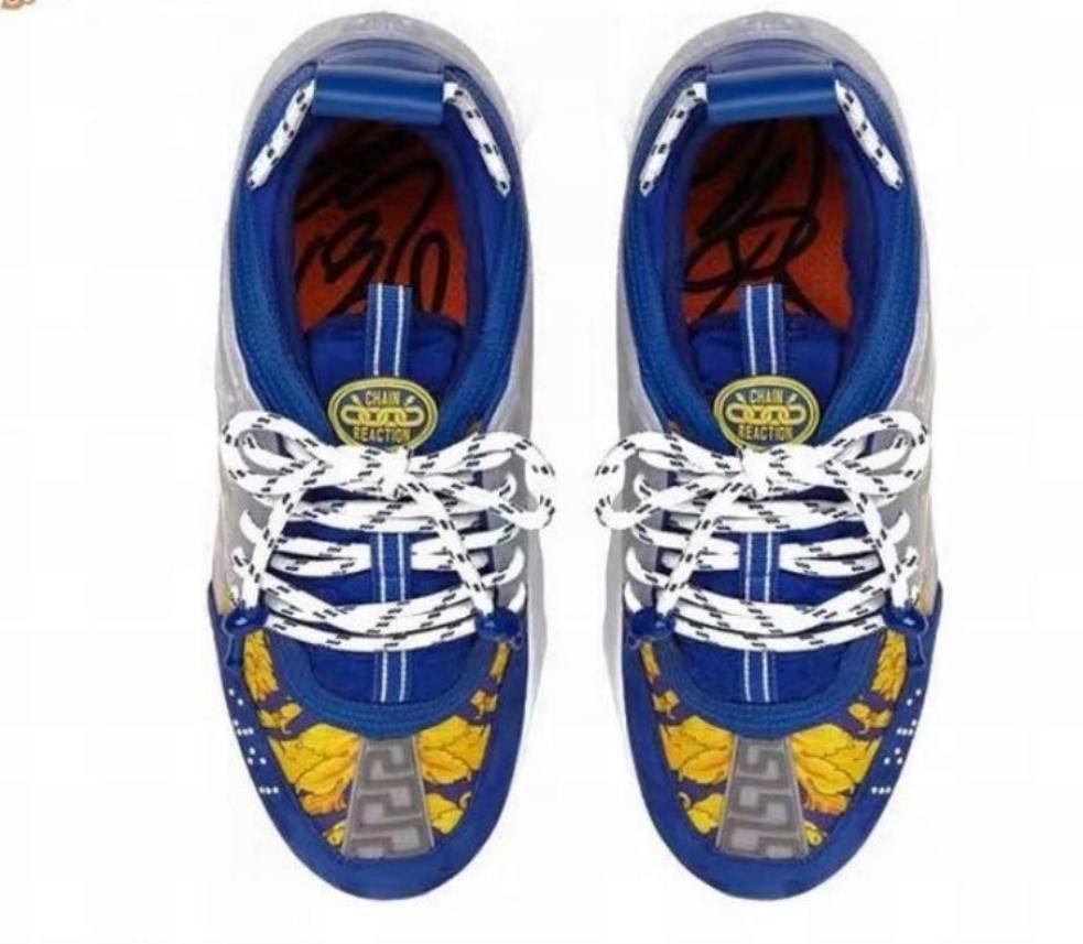 Les baskets sneakers Versace incarnent un style emblématique et un luxe italien.
 leur design audacieux.pas cher. Le moins cher.