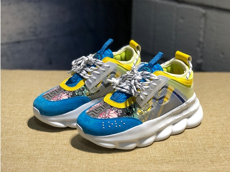 Les baskets sneakers Versace incarnent un style emblématique et un luxe italien.
 leur design audacieux.pas cher. Le moins cher.