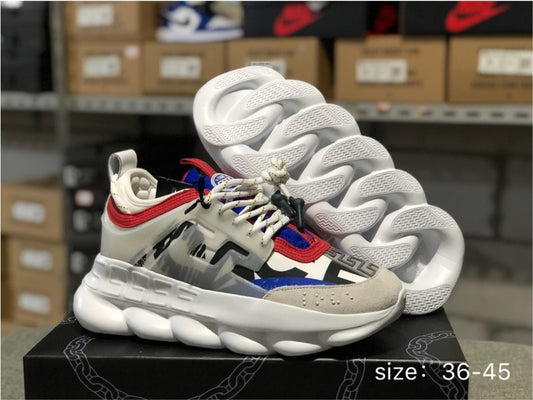 Les baskets sneakers Versace incarnent un style emblématique et un luxe italien.
 leur design audacieux.pas cher. Le moins cher.