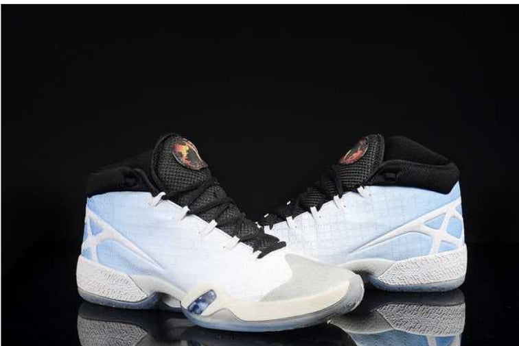 Les baskets Air Jordan 30 offrent un style emblématique et une performance exceptionnelle.
design distinctif. pas Cher. Le moins cher.