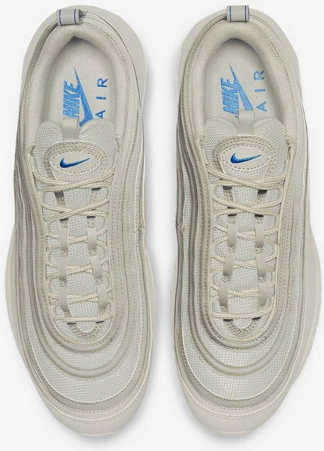 Les baskets Nike Air Max 97 sont synonymes de style emblématique et de confort absolu. Leur design ondulé distinctif.pas cher. Le moins cher.