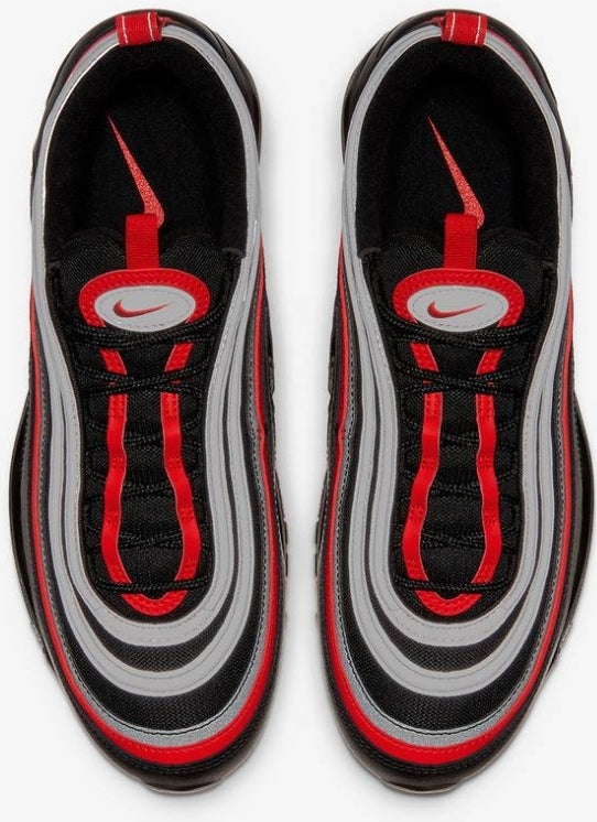 Les baskets Nike Air Max 97 sont synonymes de style emblématique et de confort absolu. Leur design ondulé distinctif.pas cher. Le moins cher.
