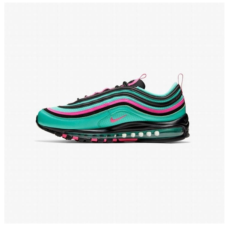 Les baskets Nike Air Max 97 sont synonymes de style emblématique et de confort absolu. Leur design ondulé distinctif.pas cher. Le moins cher.