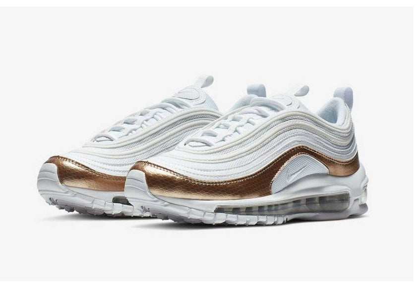 Les baskets Nike Air Max 97 sont synonymes de style emblématique et de confort absolu. Leur design ondulé distinctif.pas cher. Le moins cher.