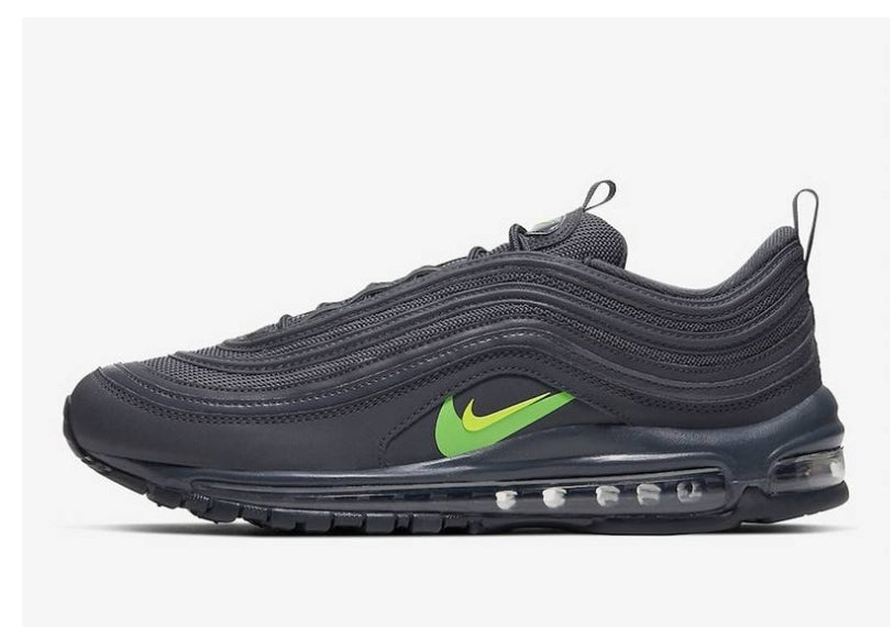 Les baskets Nike Air Max 97 sont synonymes de style emblématique et de confort absolu. Leur design ondulé distinctif.pas cher. Le moins cher.