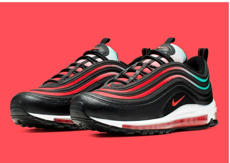 Les baskets Nike Air Max 97 sont synonymes de style emblématique et de confort absolu. Leur design ondulé distinctif.pas cher. Le moins cher.