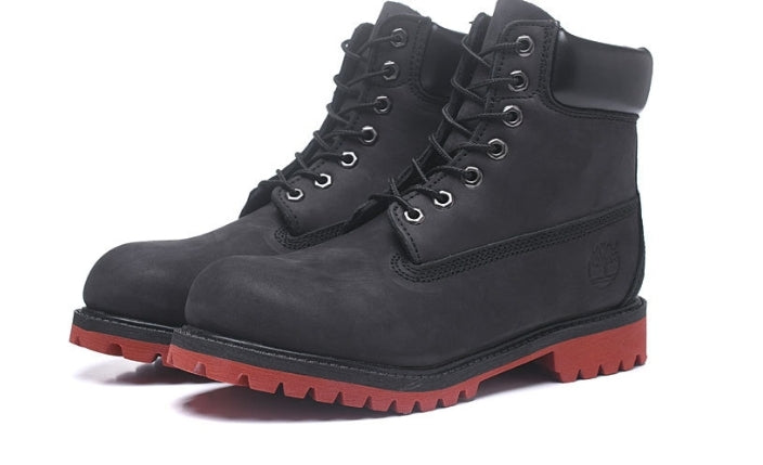 Les baskets Botte Timberland intemporel et robustesse. design qualité supérieure les rendent indispensables aventuriers.pas cher. Le moins cher.