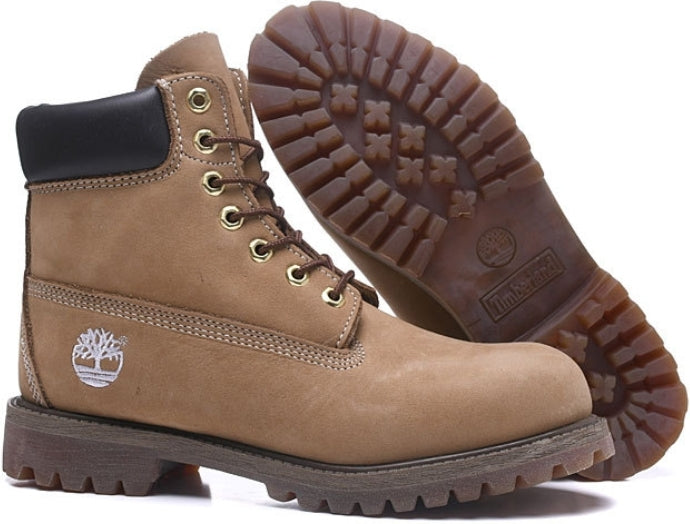 Les baskets Botte Timberland   intemporel et robustesse.  design qualité supérieure les rendent indispensables  aventuriers.pas cher. Le moins cher.