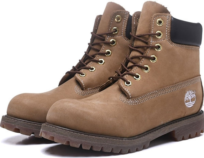 Les baskets Botte Timberland   intemporel et robustesse.  design qualité supérieure les rendent indispensables  aventuriers.pas cher. Le moins cher.