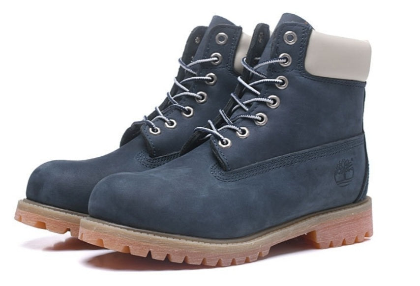 Les baskets Botte Timberland   intemporel et robustesse.  design qualité supérieure les rendent indispensables  aventuriers.pas cher. Le moins cher.