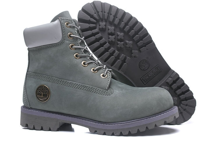Les baskets Botte Timberland   intemporel et robustesse.  design qualité supérieure les rendent indispensables  aventuriers.pas cher. Le moins cher.