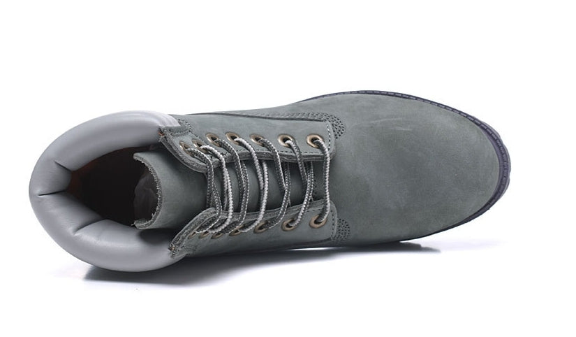 Les baskets Botte Timberland   intemporel et robustesse.  design qualité supérieure les rendent indispensables  aventuriers.pas cher. Le moins cher.