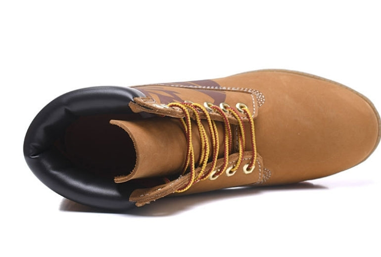 Les baskets Botte Timberland   intemporel et robustesse.  design qualité supérieure les rendent indispensables  aventuriers.pas cher. Le moins cher.