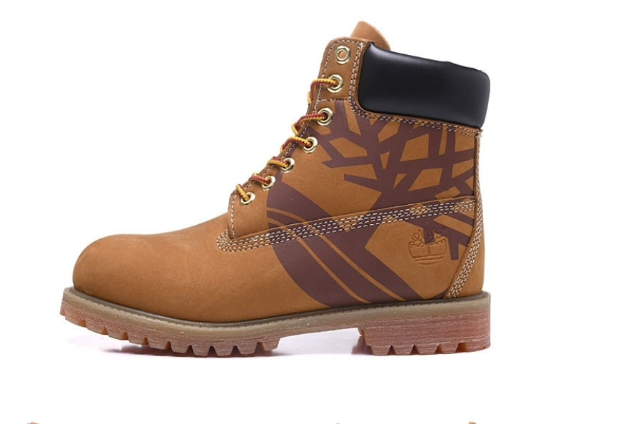 Les baskets Botte Timberland   intemporel et robustesse.  design qualité supérieure les rendent indispensables  aventuriers.pas cher. Le moins cher.