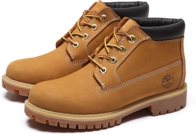 Les baskets Botte Timberland   intemporel et robustesse.  design qualité supérieure les rendent indispensables  aventuriers.pas cher. Le moins cher.