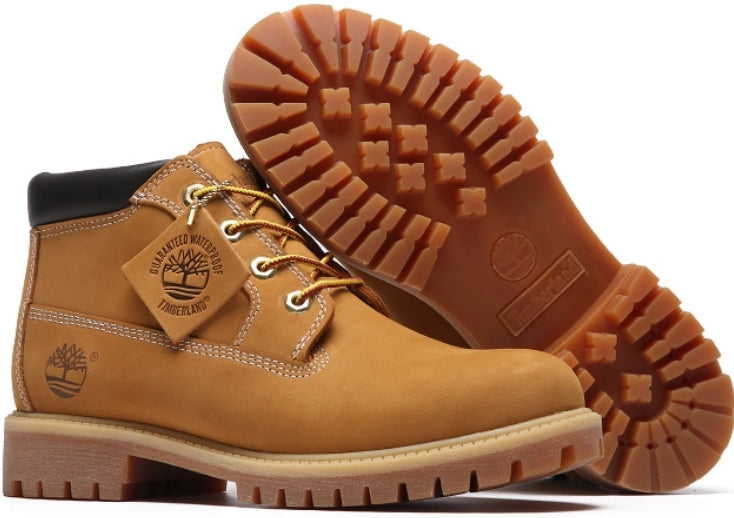 Les baskets Botte Timberland   intemporel et robustesse.  design qualité supérieure les rendent indispensables  aventuriers.pas cher. Le moins cher.
