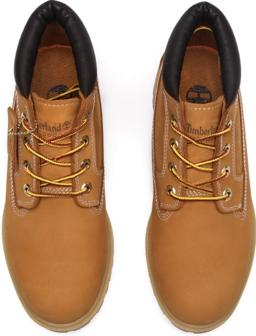 Les baskets Botte Timberland   intemporel et robustesse.  design qualité supérieure les rendent indispensables  aventuriers.pas cher. Le moins cher.