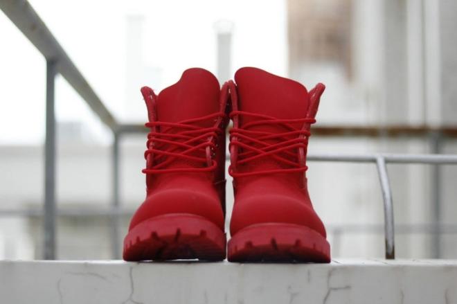 Les baskets Botte Timberland   intemporel et robustesse.  design qualité supérieure les rendent indispensables  aventuriers.pas cher. Le moins cher.