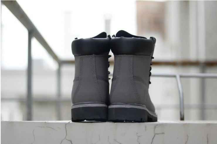 Les baskets Botte Timberland   intemporel et robustesse.  design qualité supérieure les rendent indispensables  aventuriers.pas cher. Le moins cher.