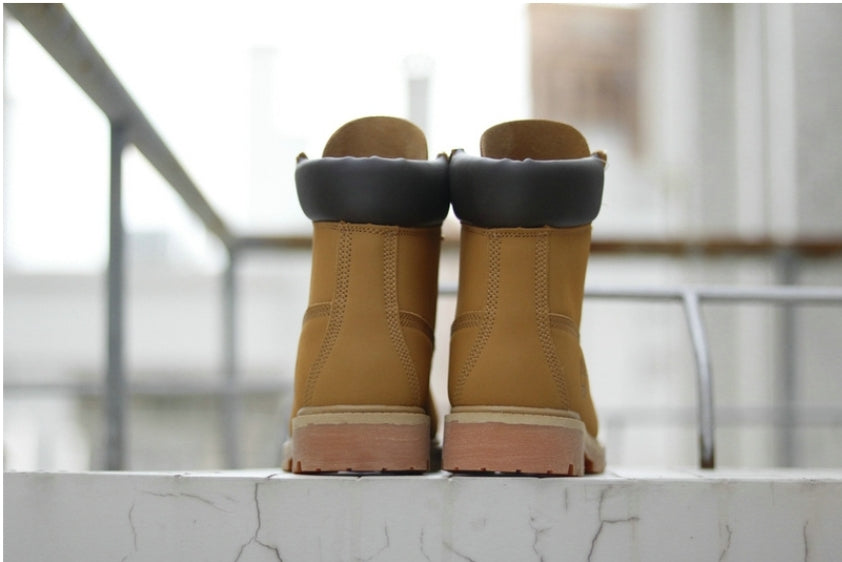 Les baskets Botte Timberland   intemporel et robustesse.  design qualité supérieure les rendent indispensables  aventuriers.pas cher. Le moins cher.