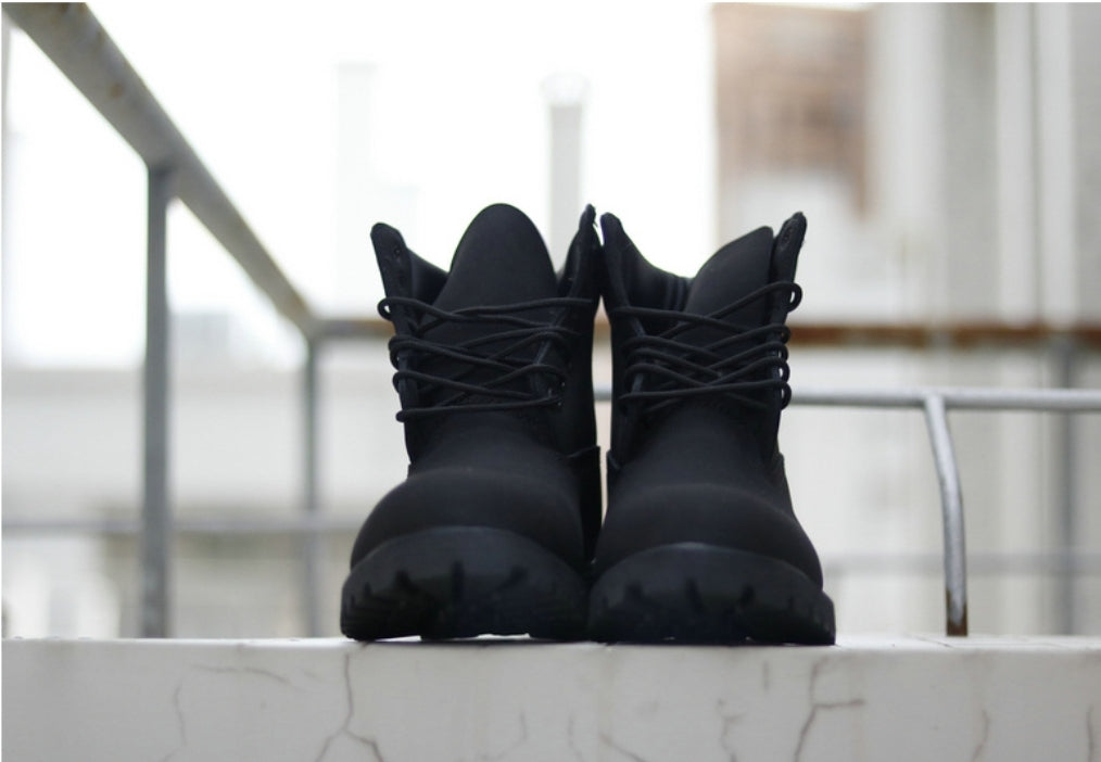 Les baskets Botte Timberland   intemporel et robustesse.  design qualité supérieure les rendent indispensables  aventuriers.pas cher. Le moins cher.