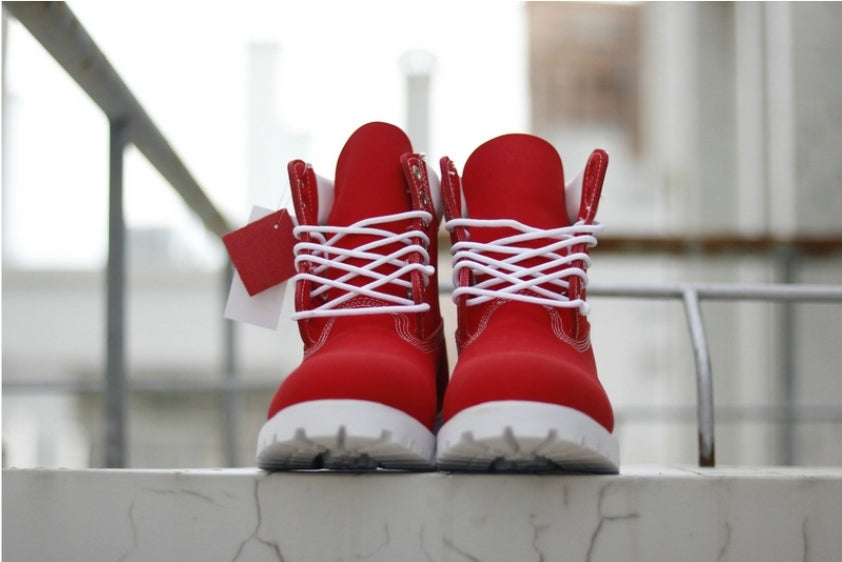 Les baskets Botte Timberland   intemporel et robustesse.  design qualité supérieure les rendent indispensables  aventuriers.pas cher. Le moins cher.