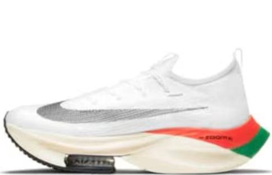 Les baskets Nike Air Zoom combinent style et performance, offrant une expérience unique. Leur design élégant. Pas cher. Le moins Cher.