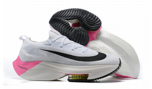 Les baskets Nike Air Zoom combinent style et performance, offrant une expérience unique. Leur design élégant. Pas cher. Le moins Cher.