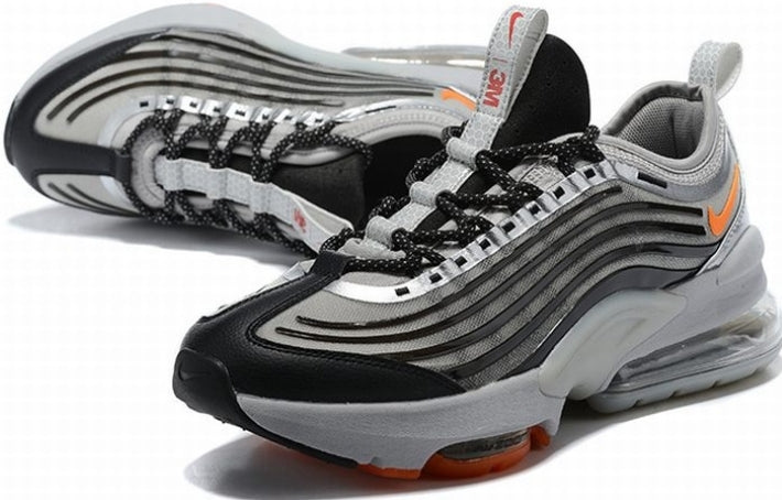 Les baskets Nike Zoom 950 allient un design innovant et des performances exceptionnelles. Leur silhouette moderne et dynamique.pas cher. Le moins cher.