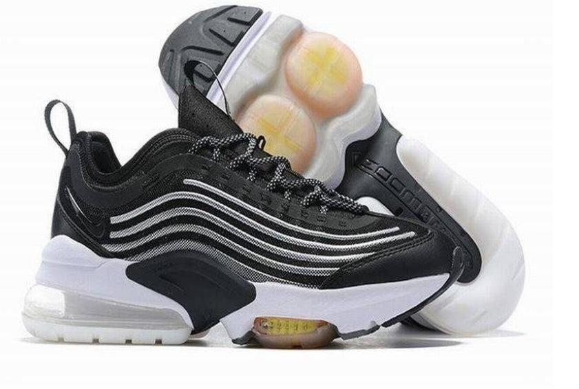 Les baskets Nike Zoom 950 allient un design innovant et des performances exceptionnelles. Leur silhouette moderne et dynamique.pas cher. Le moins cher.