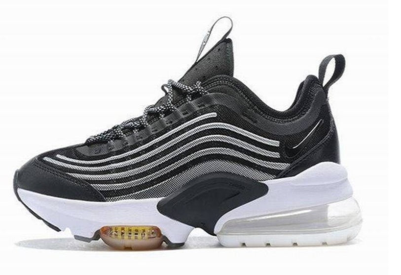 Les baskets Nike Zoom 950 allient un design innovant et des performances exceptionnelles. Leur silhouette moderne et dynamique.pas cher. Le moins cher.