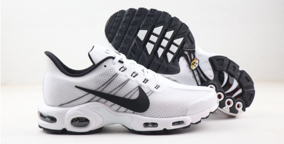 Les baskets Nike Zoom TN incarnent un style dynamique et une performance inégalée.
leur design distinctif , pas cher. Le moins cher.