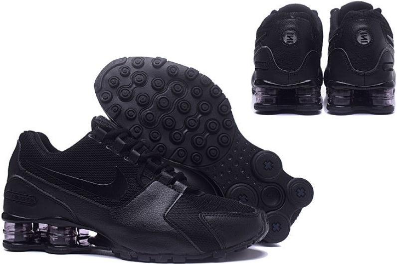 Les baskets Nike Air Shox sont réputées pour leur style emblématique et leur performance exceptionnelle.
inoubliable style.