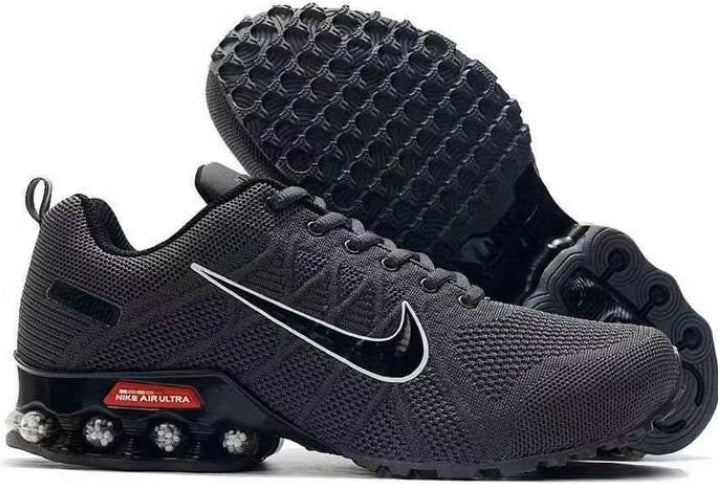 Les baskets Nike Shox Reax Run Air 2021 combinent style et innovation pour les amateurs de mode et de performance. Leur design inédit. Pas cher. Le moins cher.