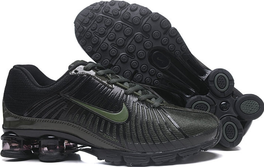 Les baskets Nike Air Shox sont réputées pour leur style emblématique et leur performance exceptionnelle.
inoubliable style.