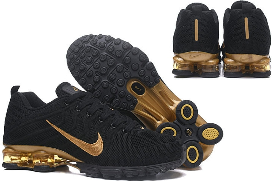 Les baskets Nike Air Shox sont réputées pour leur style emblématique et leur performance exceptionnelle.
inoubliable style.