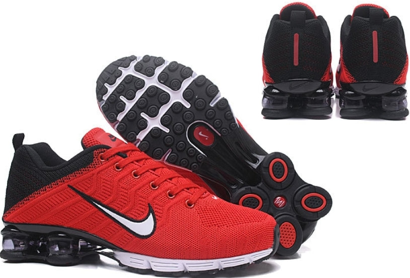 Les baskets Nike Air Shox sont réputées pour leur style emblématique et leur performance exceptionnelle.
inoubliable style.