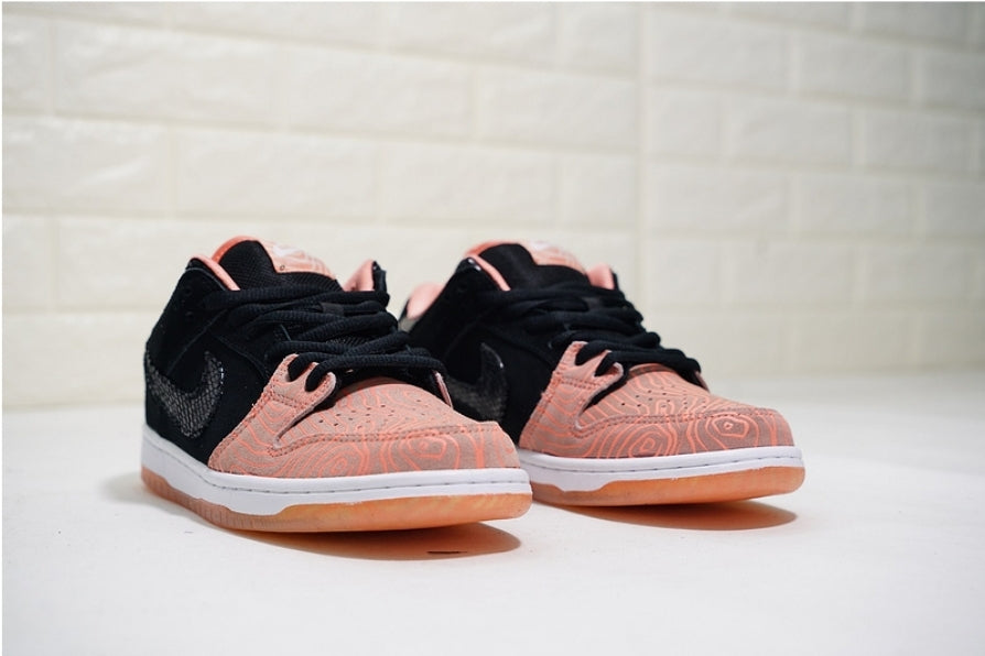 Les baskets Nike SB Dunk allient un style emblématique. design légendaire Pas cher.le moins cher .rétro incontournable exceptionnelle