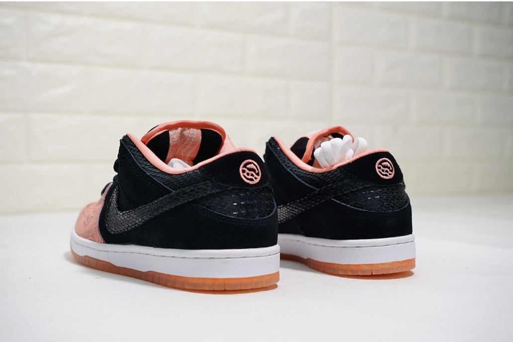 Les baskets Nike SB Dunk allient un style emblématique. design légendaire Pas cher.le moins cher .rétro incontournable exceptionnelle