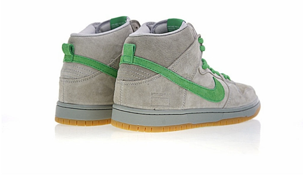 Les baskets Nike SB Dunk allient un style emblématique. design légendaire Pas cher.le moins cher .rétro incontournable exceptionnelle