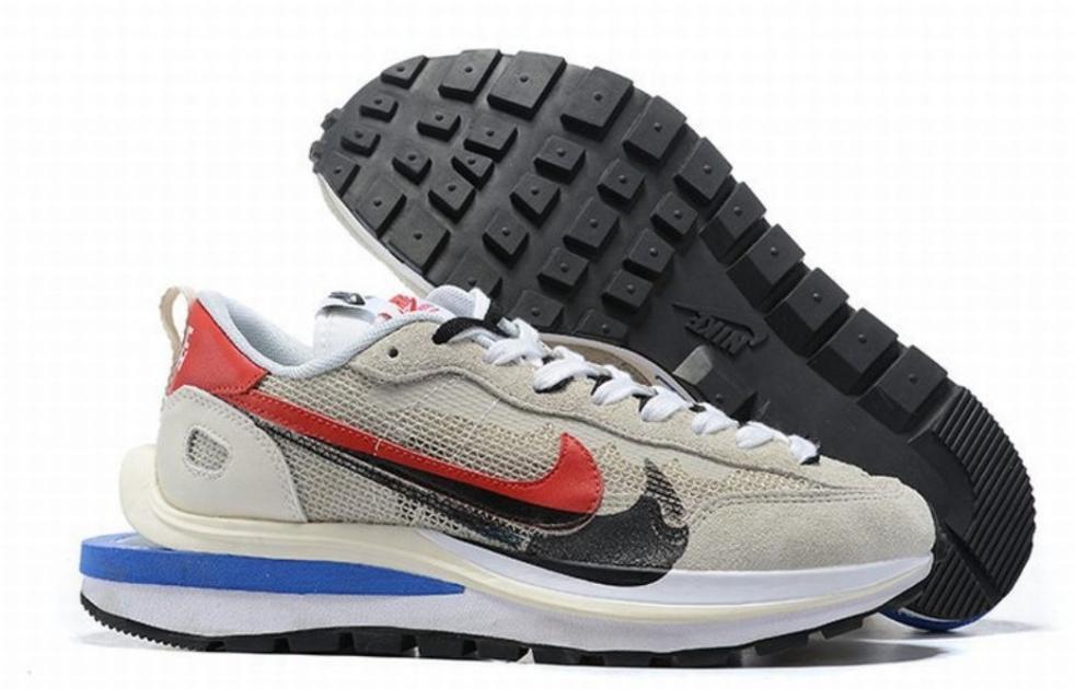Les Baskets Nike LDWaffle x Sacai combinent style audacieux et innovation. Leur design surdimensionnées . Pas cher. Le moins cher.