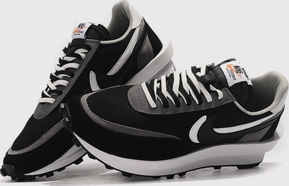Les Baskets Nike LDWaffle x Sacai combinent style audacieux et innovation. Leur design surdimensionnées . Pas cher. Le moins cher.
