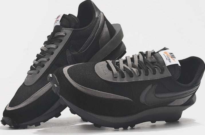Les Baskets Nike LDWaffle x Sacai combinent style audacieux et innovation. Leur design surdimensionnées . Pas cher. Le moins cher.