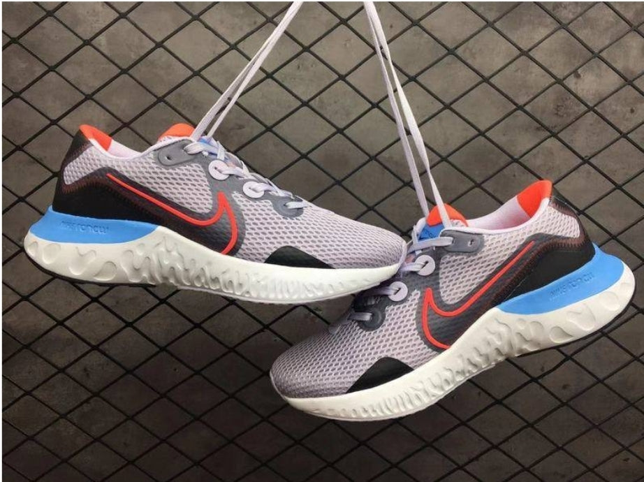Nike renew run