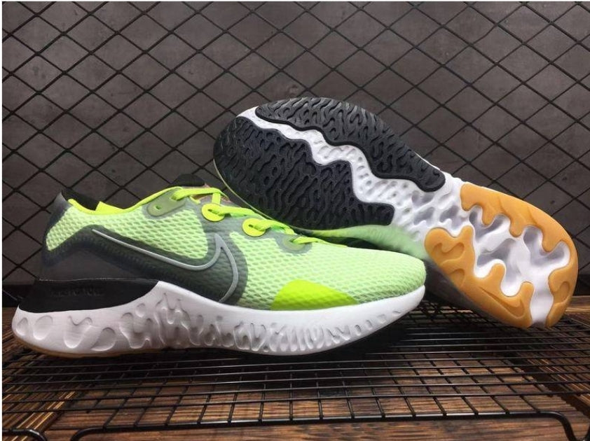 Nike renew run