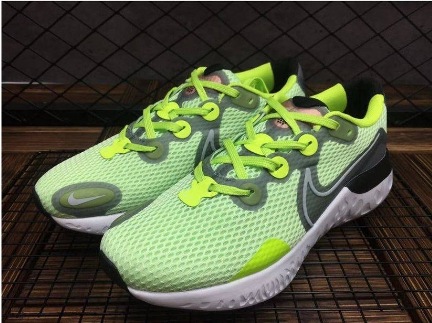 Nike renew run