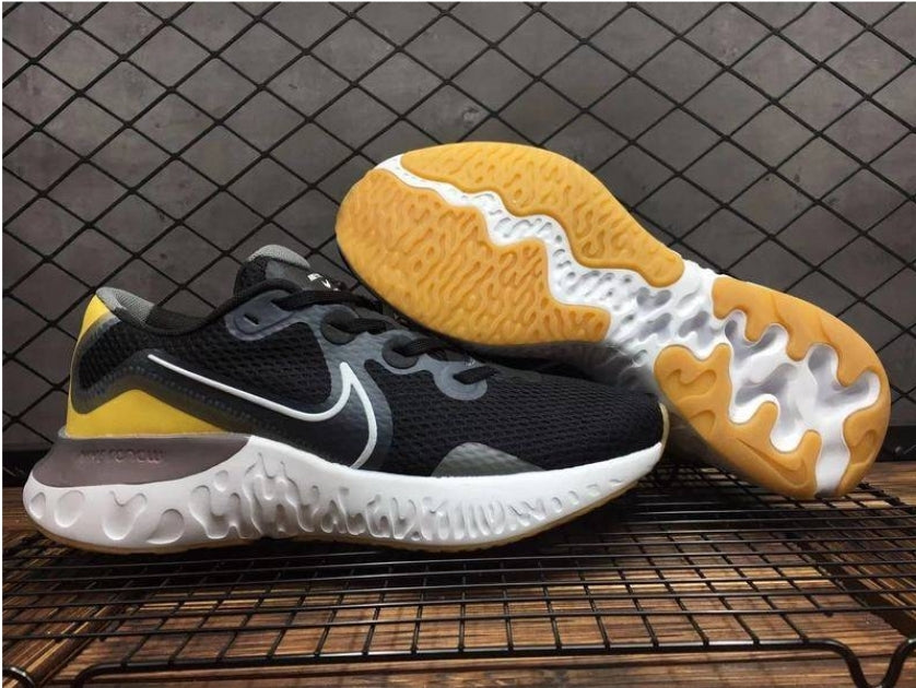 Nike renew run