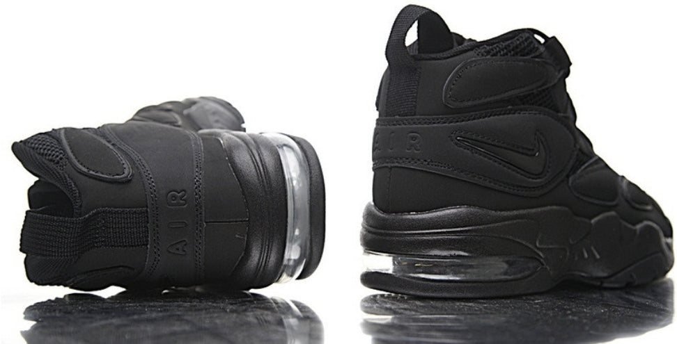 Les baskets Nike Air Uptempo combinent style audacieux et innovation. Leur design emblématique et leurs lettres surdimensionnées . Pas cher. Le moins cher.