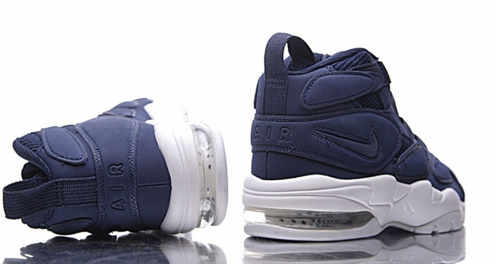 Les baskets Nike Air Uptempo combinent style audacieux et innovation. Leur design emblématique et leurs lettres surdimensionnées . Pas cher. Le moins cher.